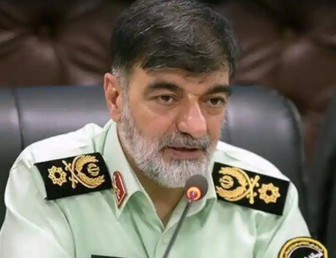 伊朗突然高调发声，治安部队司令亲自出面，一番话点透当下的艰难处境，看完让人直呼不
