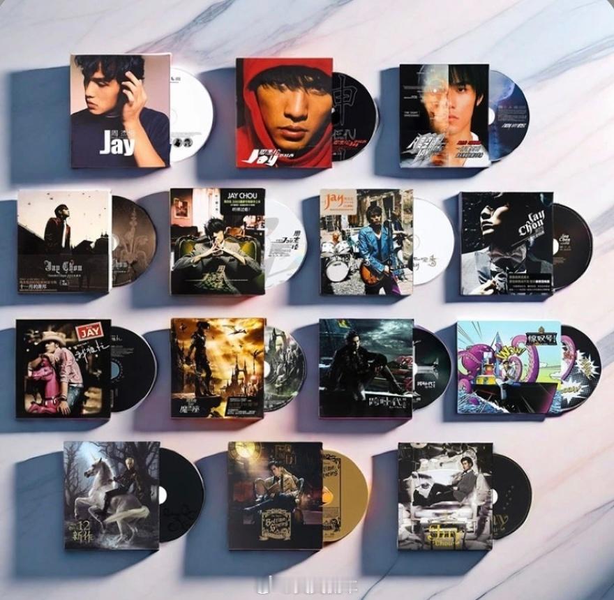 周杰伦方回应演唱会划水前两天爆周董音乐抄袭。。这又开始说人家演唱会划水。。这里面