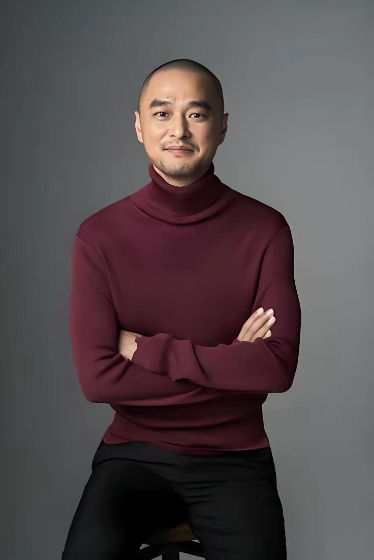 冯唐：见了重症和墓地，才知啥是真拥有
 
53岁的冯唐在父母离世后说：“放不下就