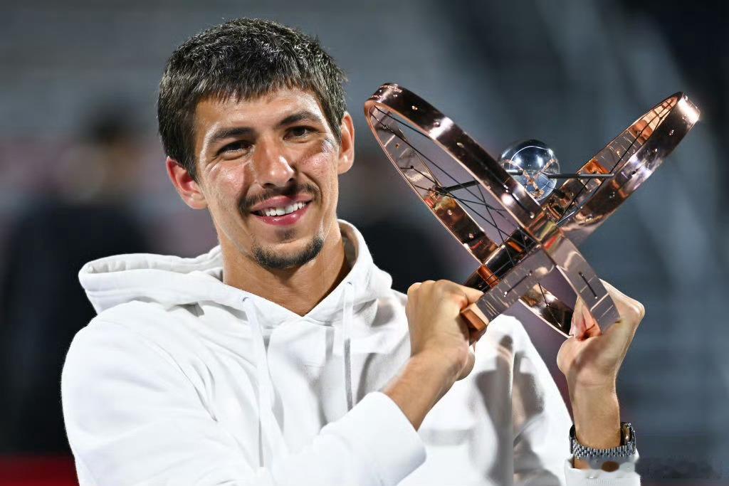 ATP1000 ·加拿大·多伦多大师赛今晚正式拉开帷幕，回顾一下过去十年的冠军 