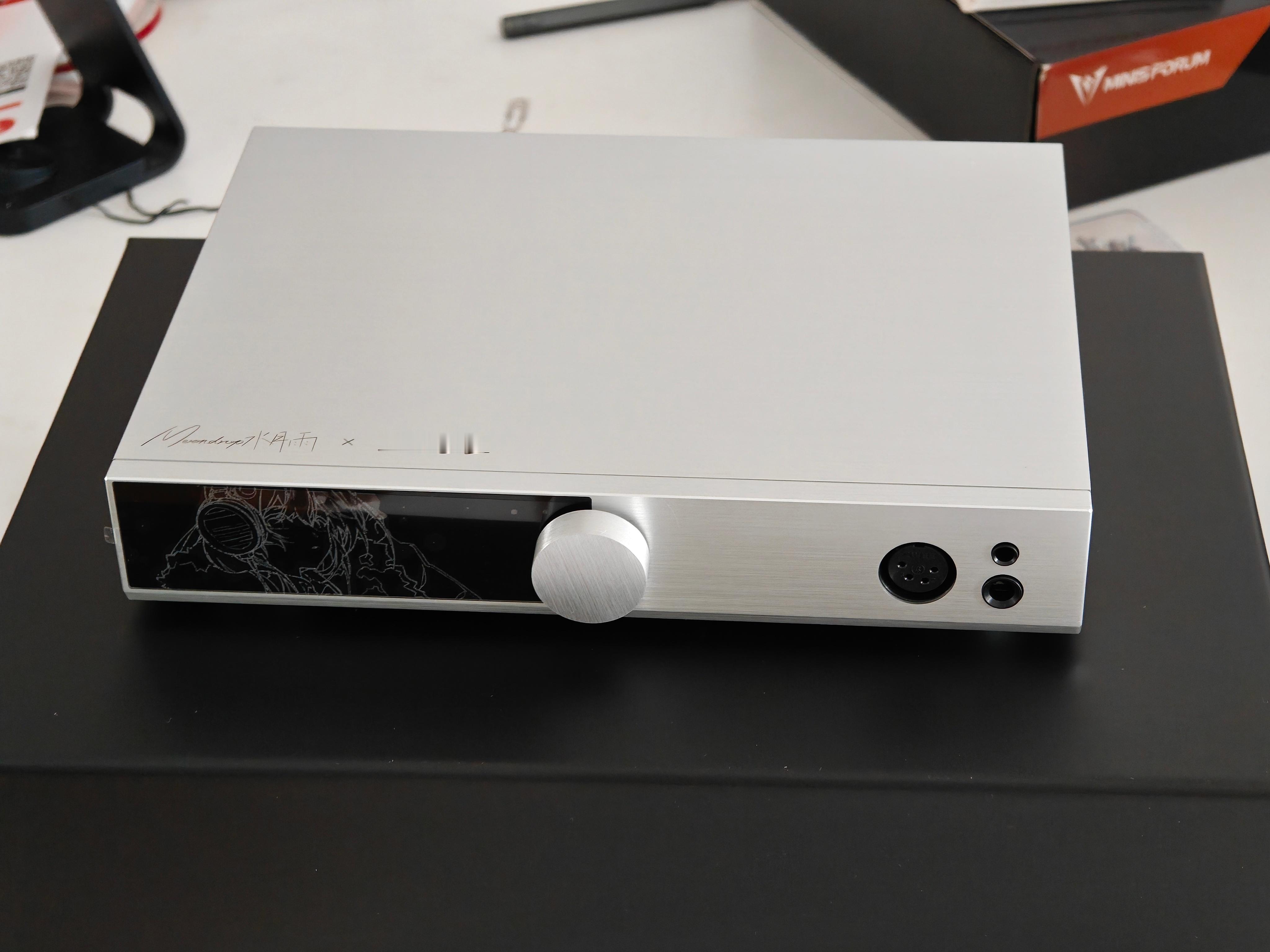 我的台式“小尾巴”到了，解码耳放玩的多了，像这种杆小卵子大的组合，让我的好奇心按