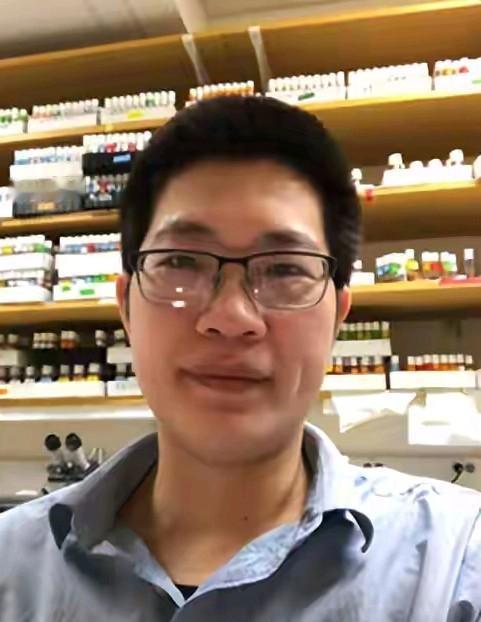 王晨辉教授的生命定格在了39岁。太可惜了，这么年轻，优秀的科大教授，五一劳动节这