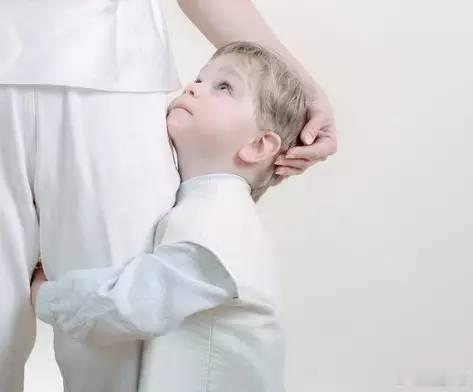 父母吵架，孩子说：对不起！孩子，是渡你一生的逆行菩萨。孩子所有的调皮、叛逆、沉默