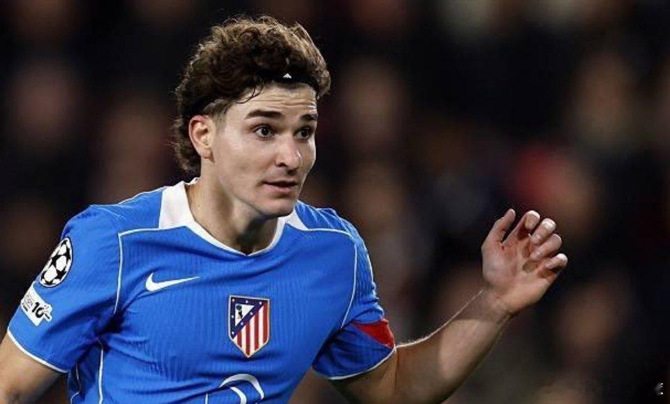 12月10日讯 在今日凌晨欧冠联赛阶段第六轮，马竞客场对阵埃因霍温，比赛第37分