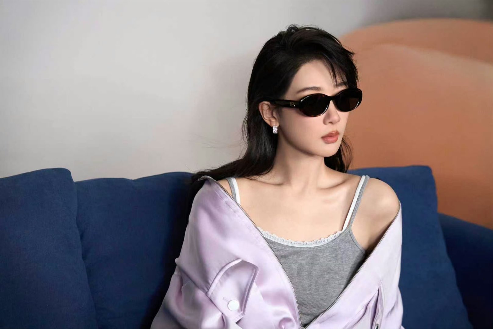 杨紫[超话]  yz杨紫董竹君yz杨紫玉兰花开君再来“可惜我零碎的语言为你拼凑不