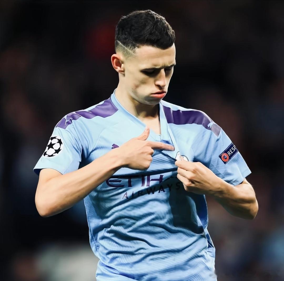 福登这波状态回春也太燃了！上赛季还被心理问题困扰的他，靠着曼城全方位心理支持 +