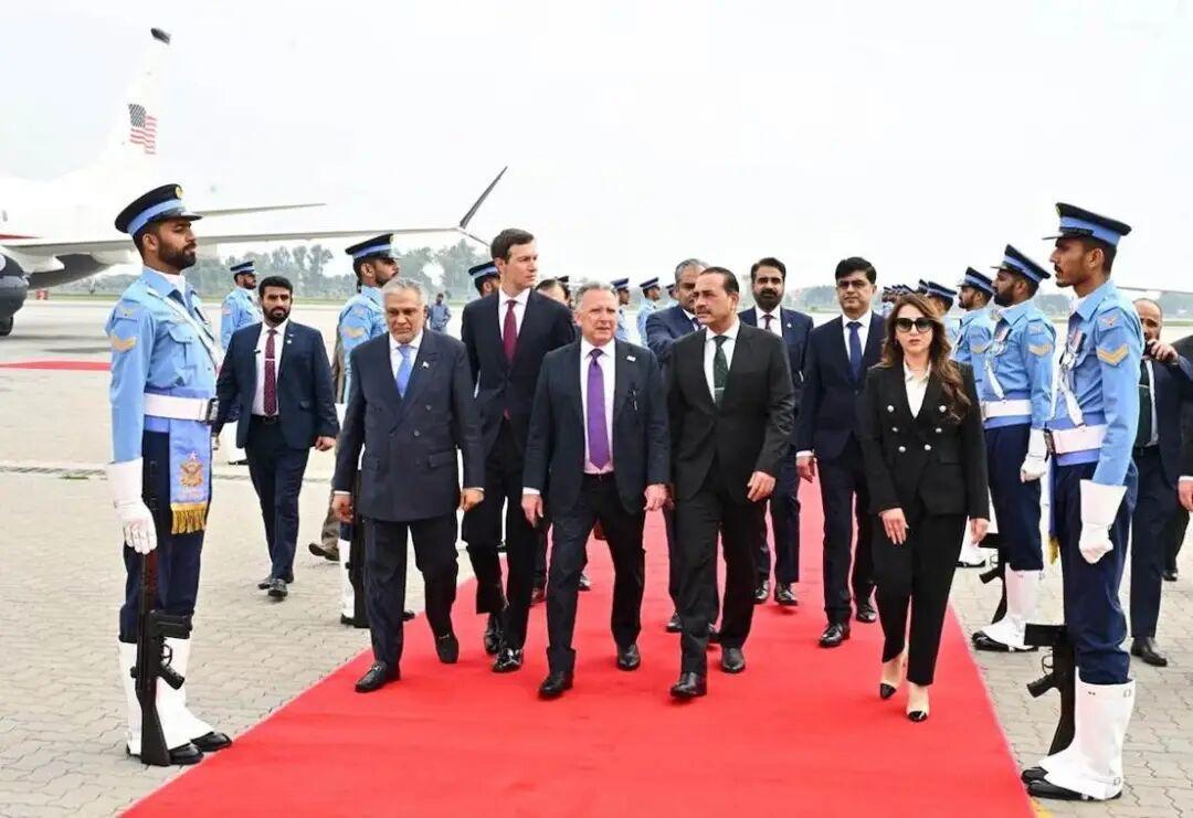 周六，伊朗与美国代表团在伊斯兰堡与巴基斯坦方面的中间人进行会晤后，就结束伊朗战争