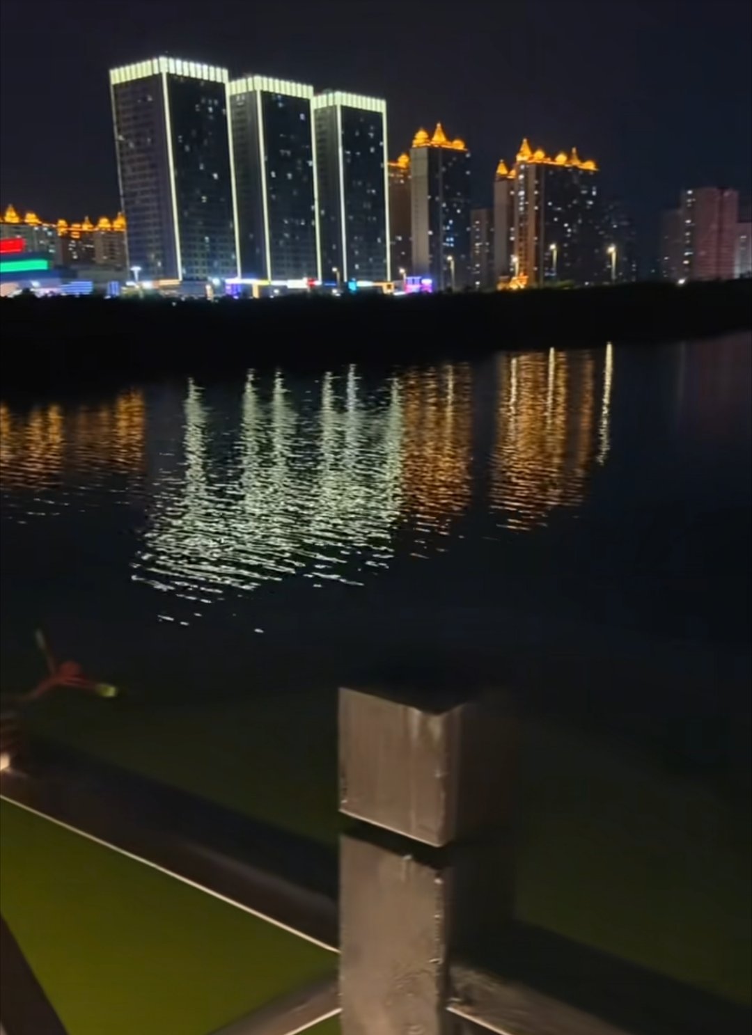 晚安好梦 