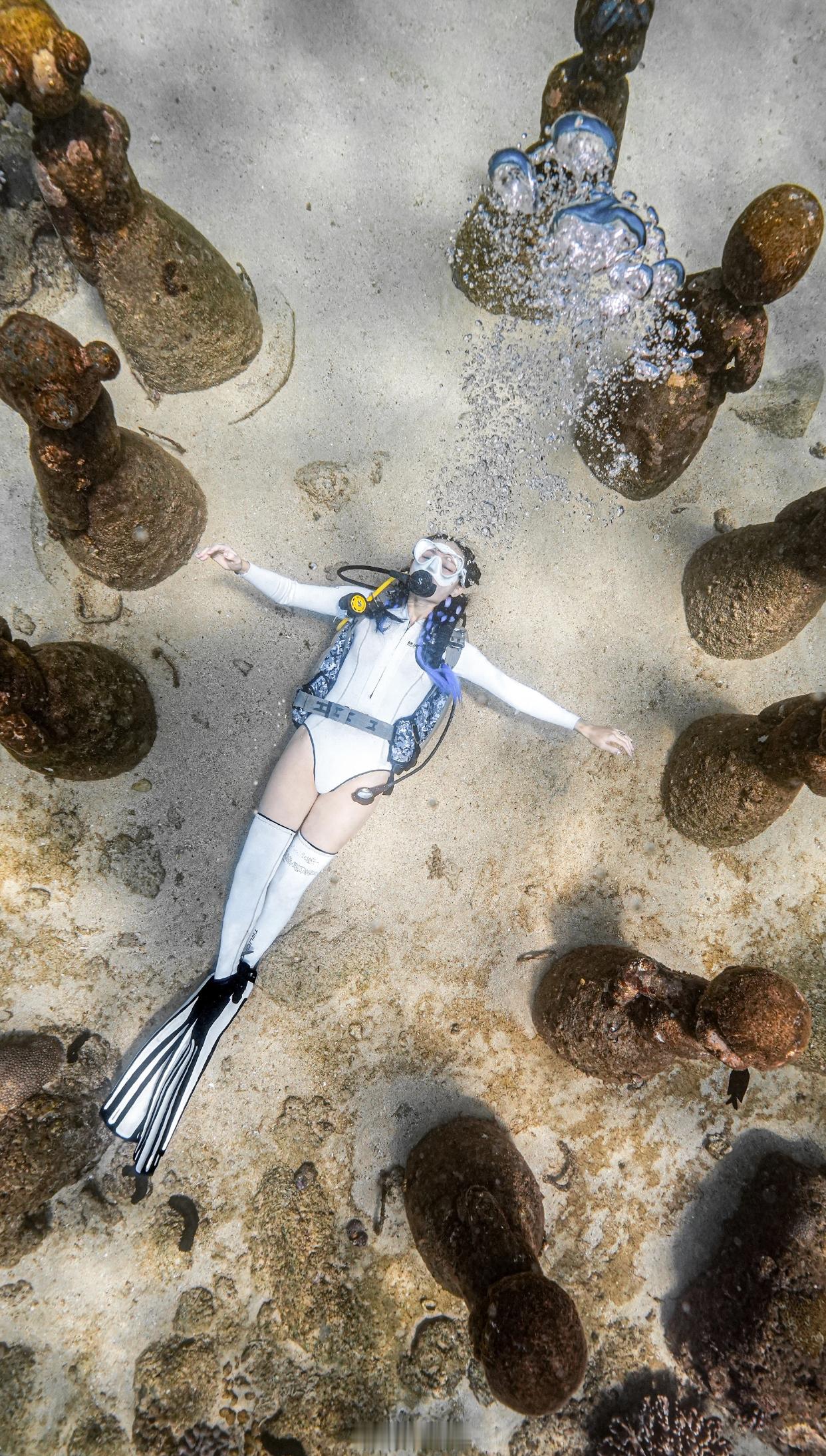 入冬的快乐是蜈支洲岛给的海南有个蜈支洲岛当北方裹上棉袄，蜈支洲岛的冬日却刚刚好！