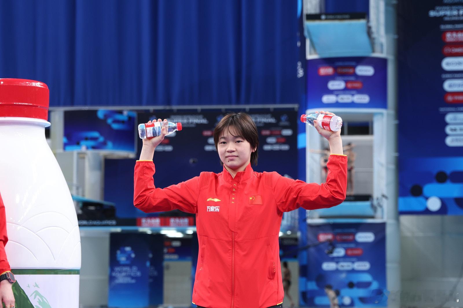 全红婵接受采访小朋友们乐翻了全红婵神级采访又来了 笑到扶墙！小朋友问训练苦想不想