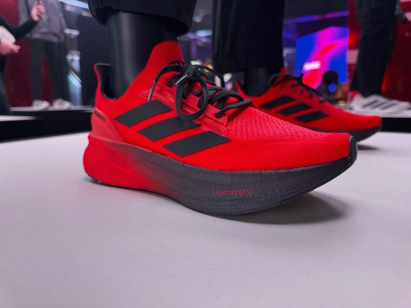 Sneakerhead正在纠结下单哪一双F12026F1赛车揭幕