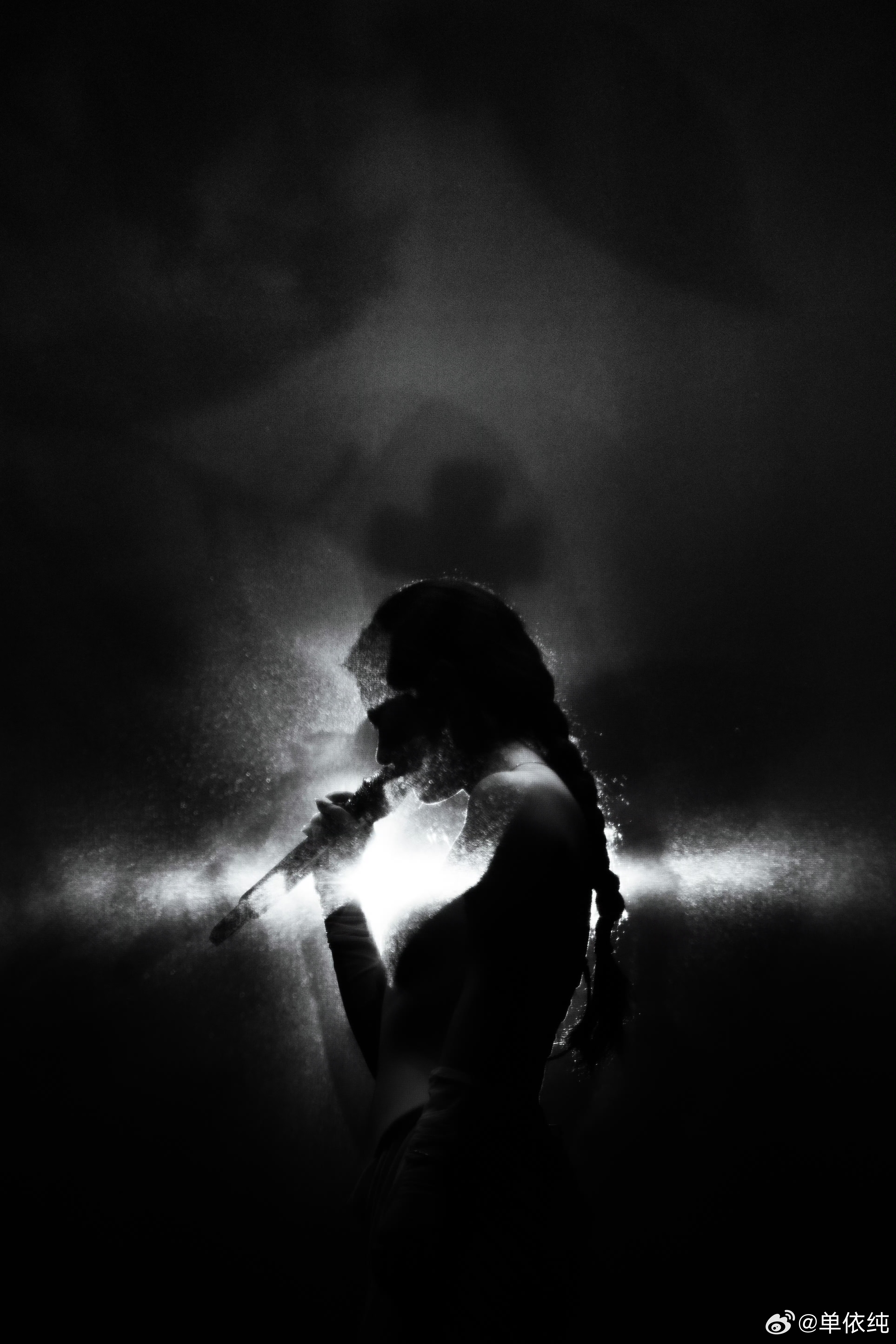 期待音乐神女单依纯的演唱会 