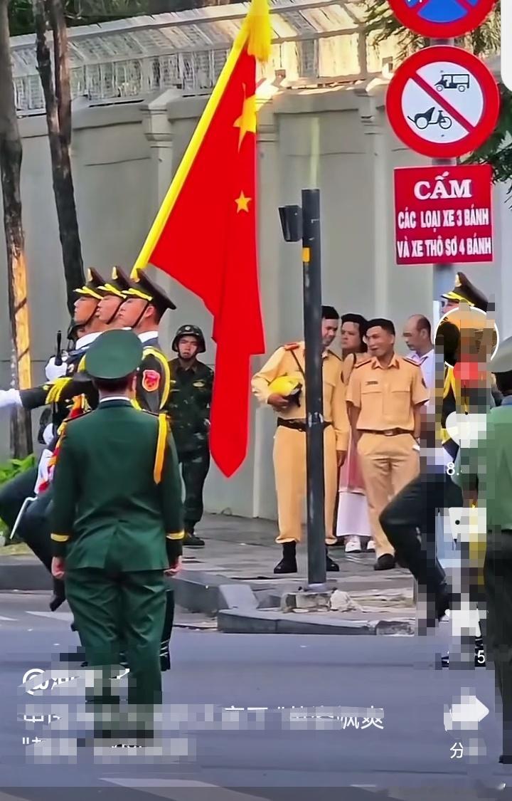 谁拍的照片？站出来！太坏了，这不是欺负人吗？[允悲][允悲] ​​​