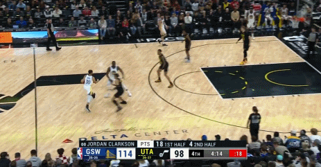 格林助飞维金斯屡试不爽的战术[色][色]#金州勇士[超话]##勇士五连胜# ​​