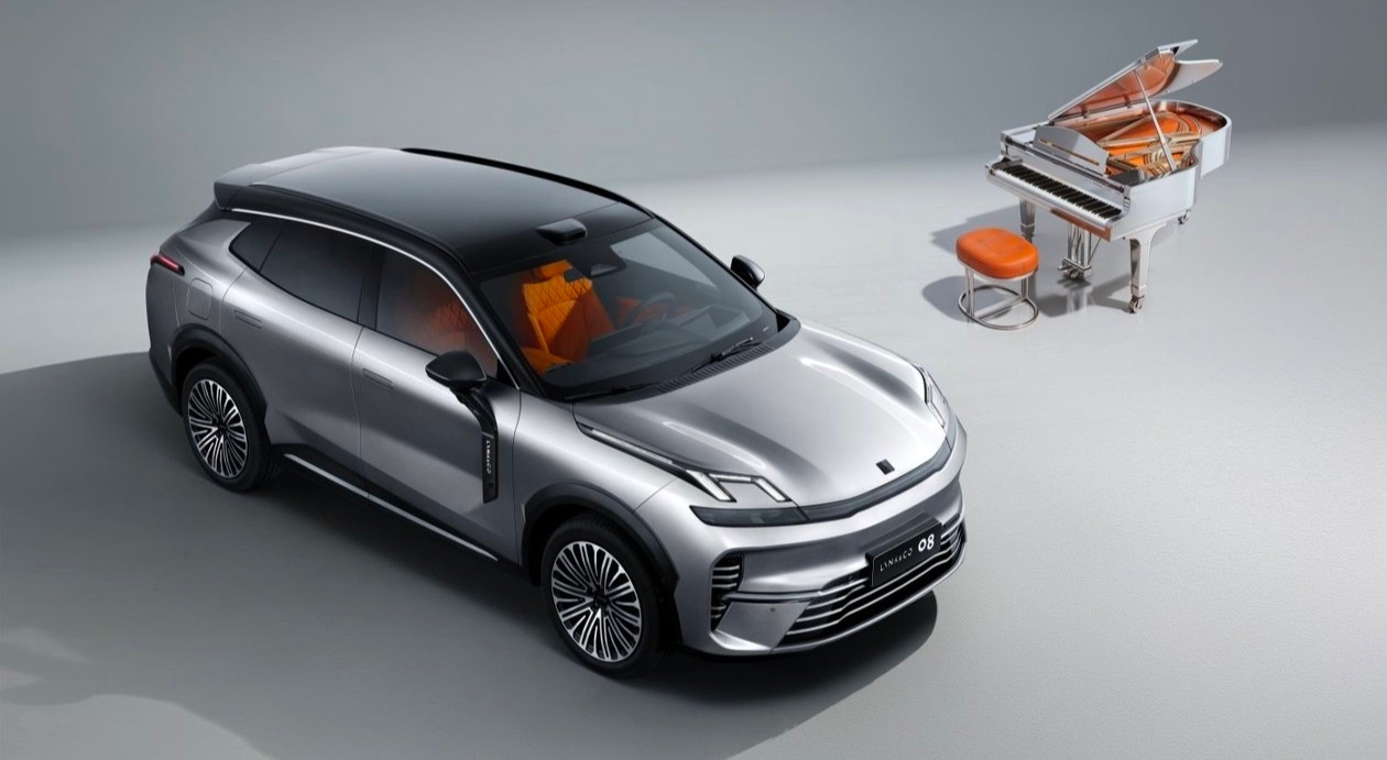 领克08极光套装灵感上新全球17万车主的选择，热度还在涨。领克08 EM-P这次