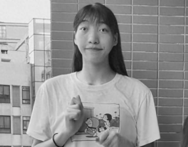2.2米网红小玥去世，她最放不下的不是别的，而是未满周岁的孩子