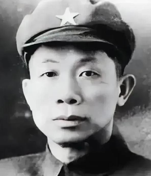 1971年，重病的浙江副省长冯白驹写了一封求救信，伟人读后，立即派人喊来广州军区