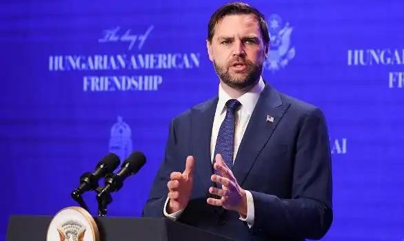 离谱！最近美伊两国代表团齐聚巴基斯坦伊斯兰堡谈事，刚一露面就把全世界看傻了！
 