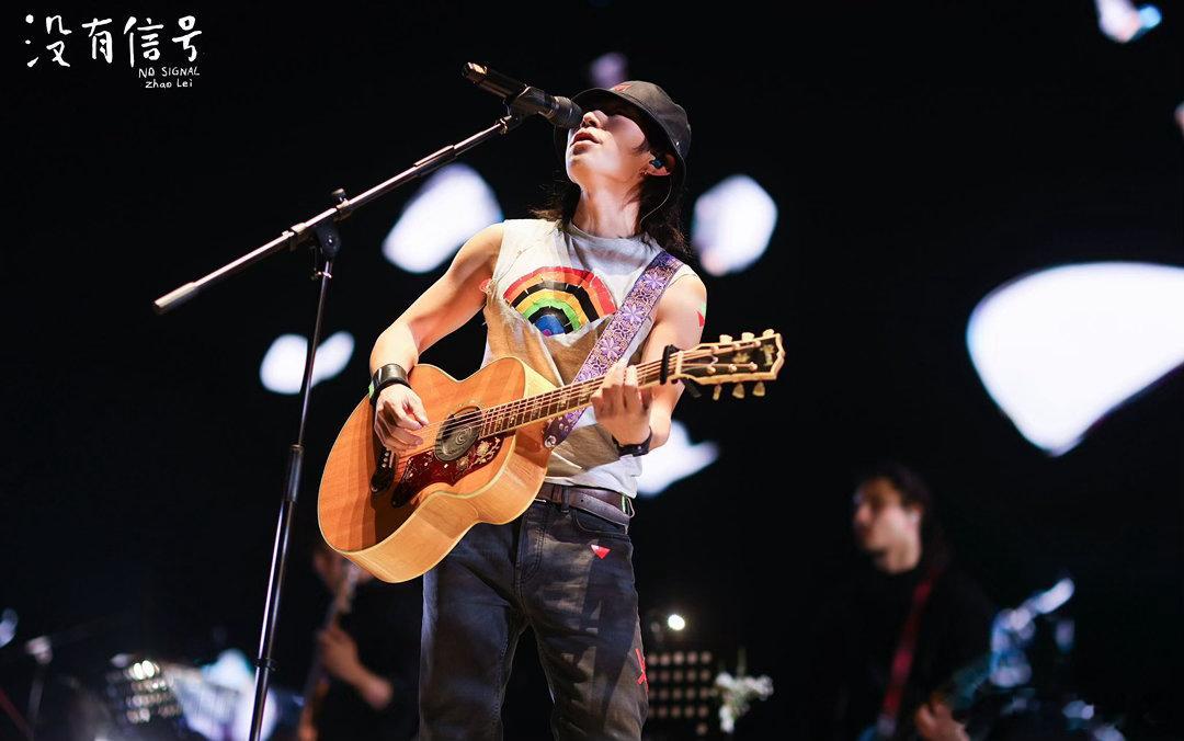 赵雷没有信号鸟巢演唱会 期待值直接拉满！赵雷「没有信号」鸟巢演唱会定档9.12，