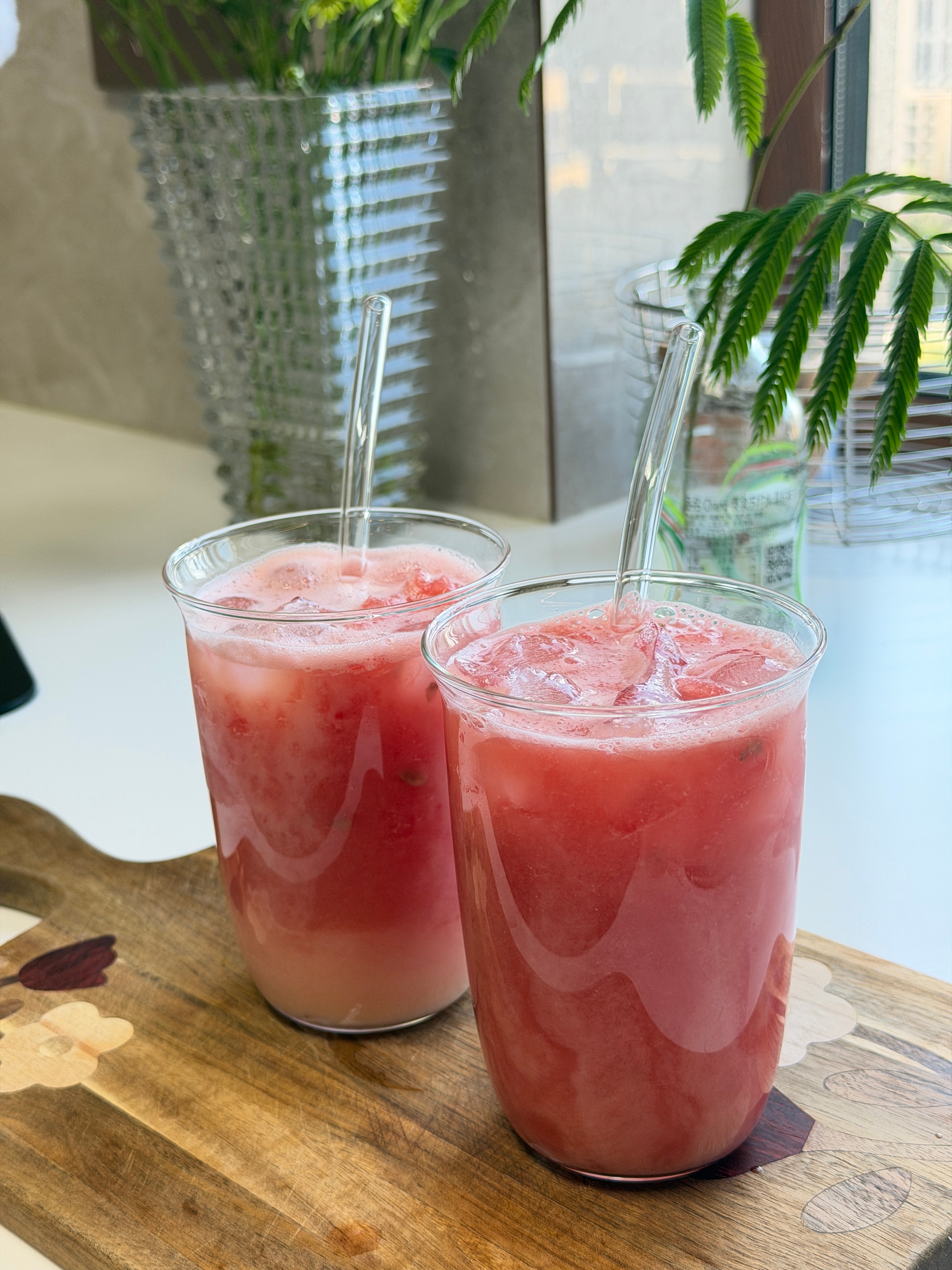 多奶：请为为喝西瓜养乐多🍉 