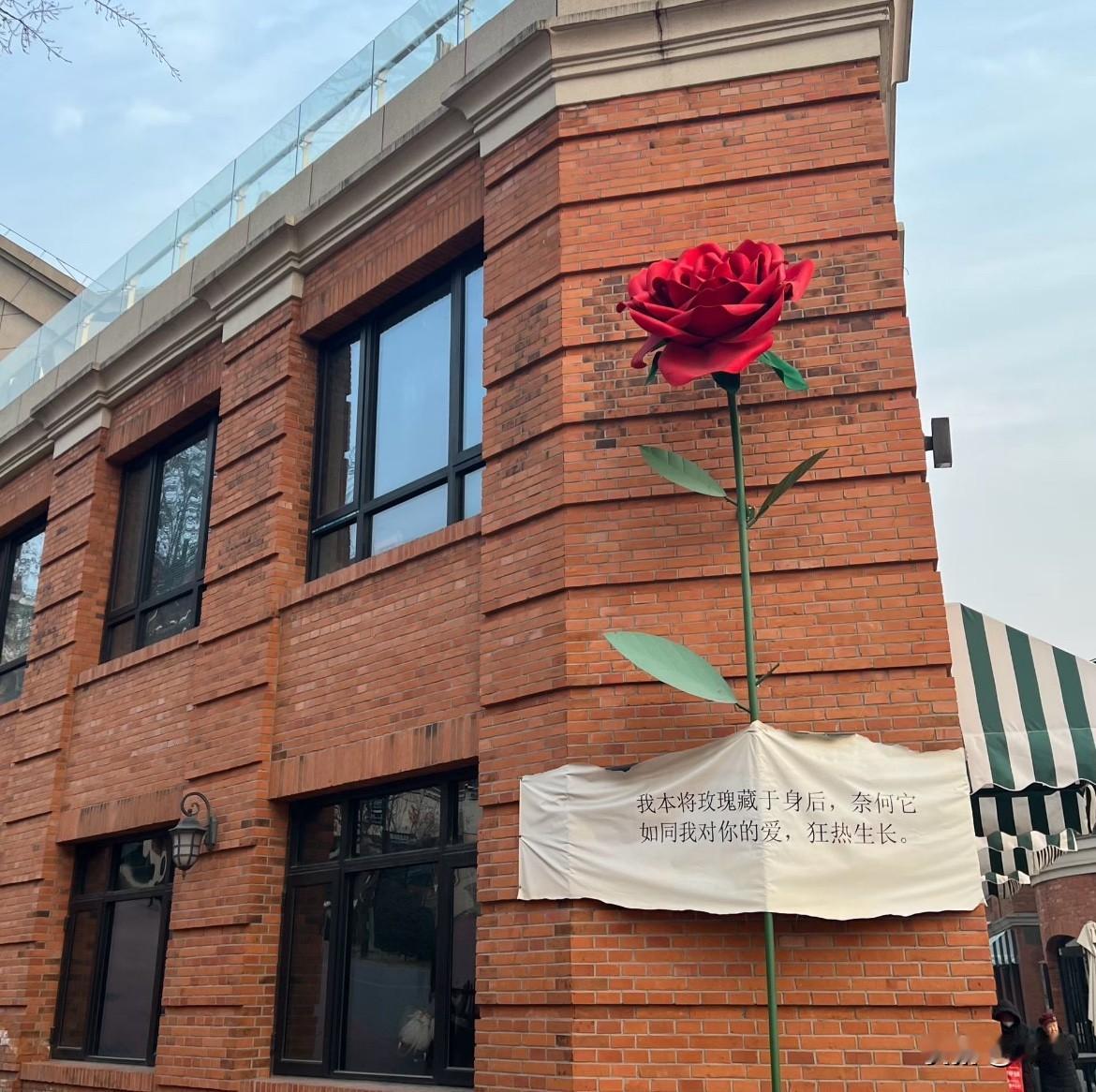 落户北京是个好事，可是高额的房价让人望而却步！

刚才我看到头条，有位朋友说他的