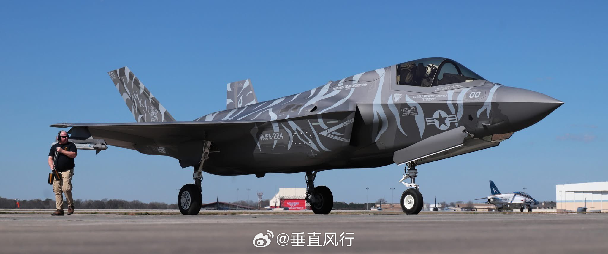 这涂装航空创作计划武器装备