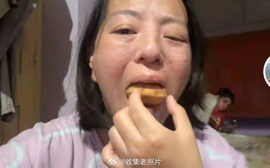 回到印度的丹丹，终于不装了！在印度老公家才呆几天，整个面相都变了！平时看起来文绉