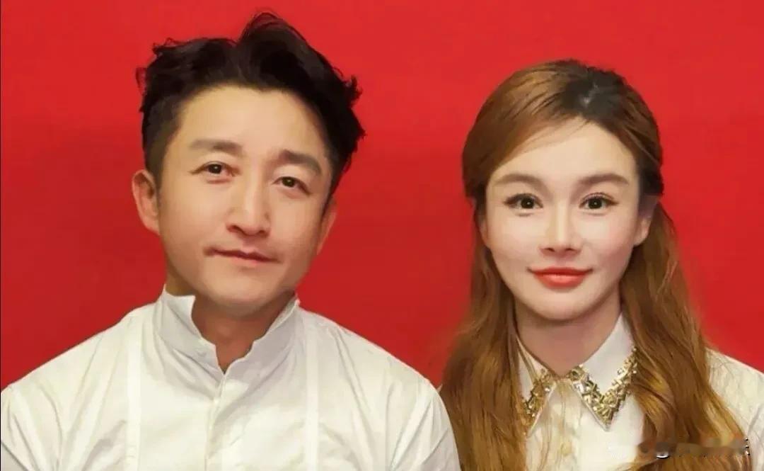 冉莹颖，自曝未婚先孕！

8月1日，冉莹颖又冲上热搜了！

这回不是因为邹市明，