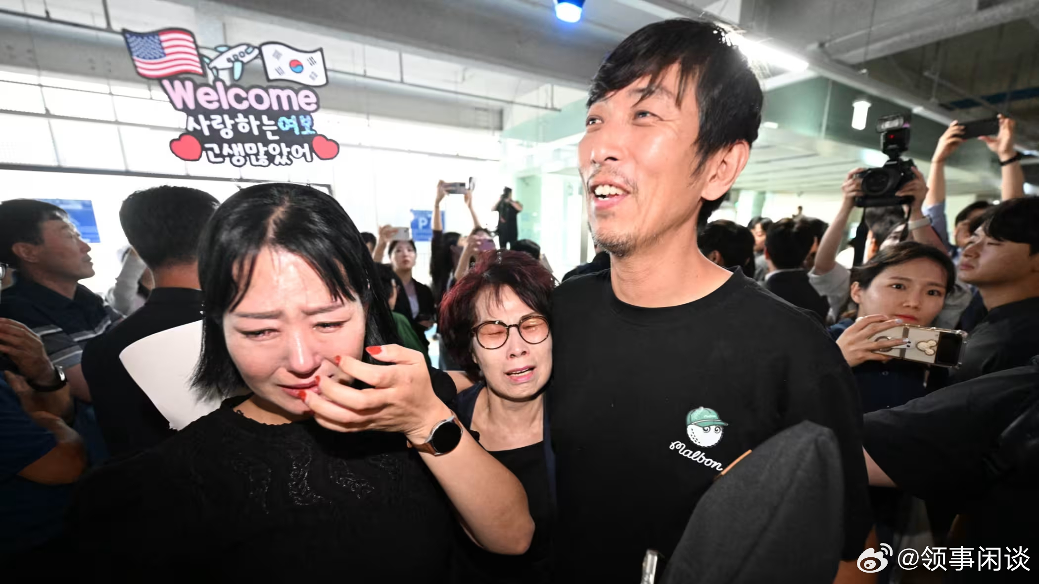 【韩国谴责美国对被拘留工人的“令人震惊”的待遇】（金融时报）韩国劳工部长表示，“