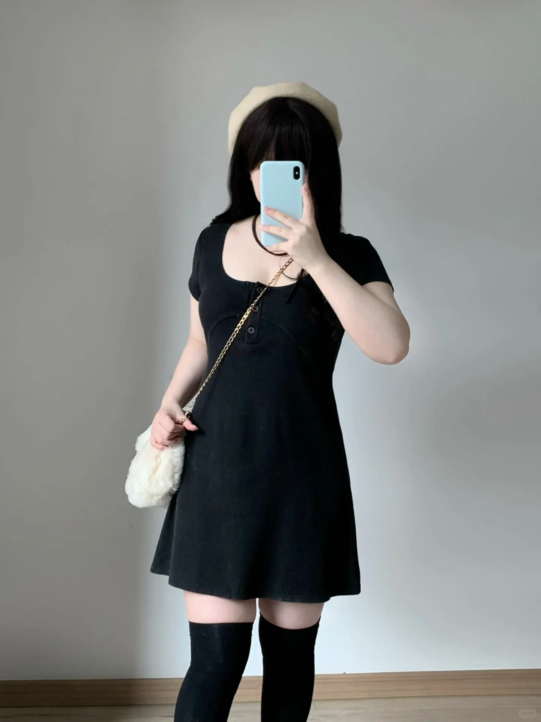 160 120｜微胖穿小黑裙太显瘦啦！！！！！！