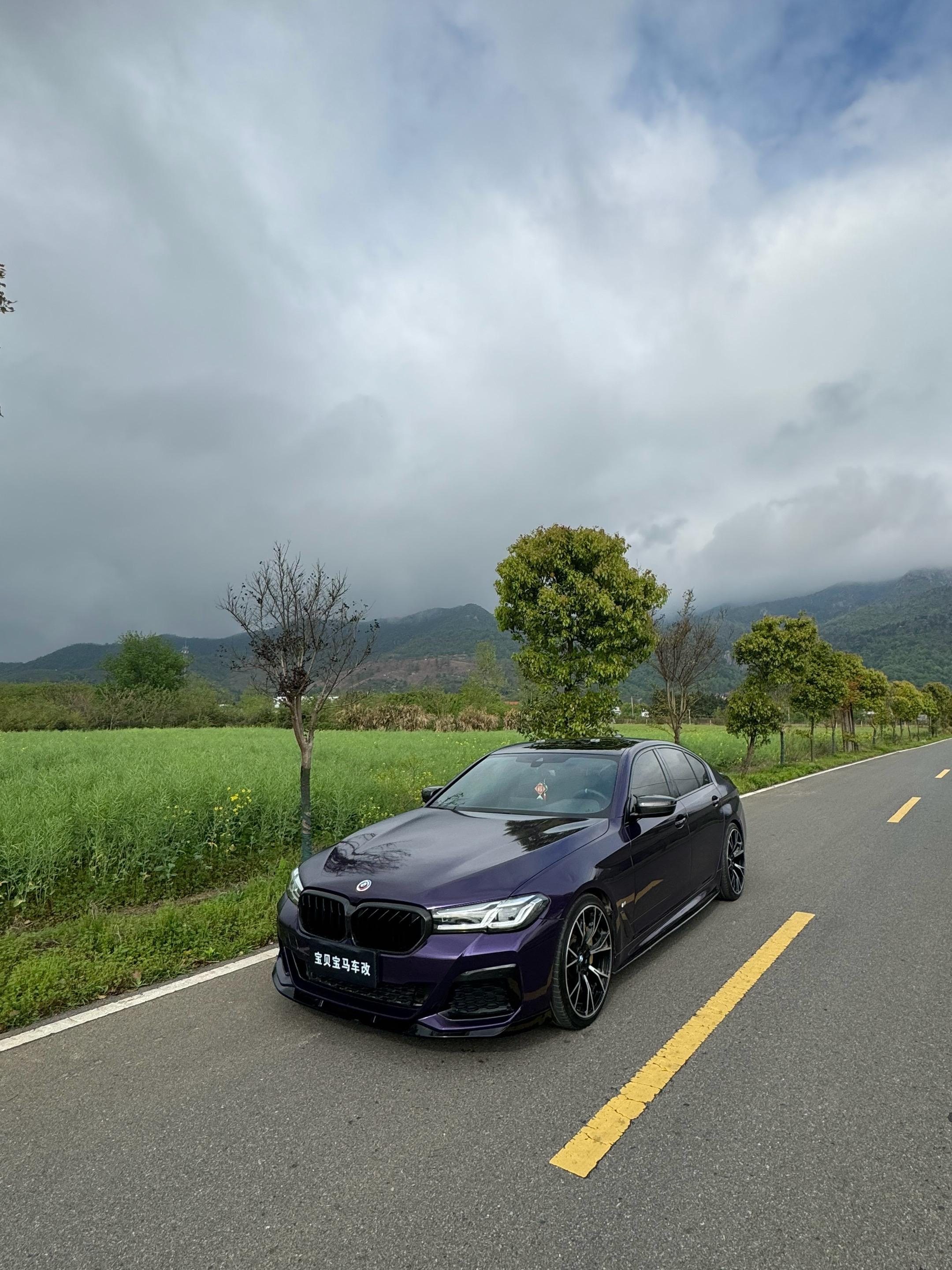 可以看看你们的战马嘛