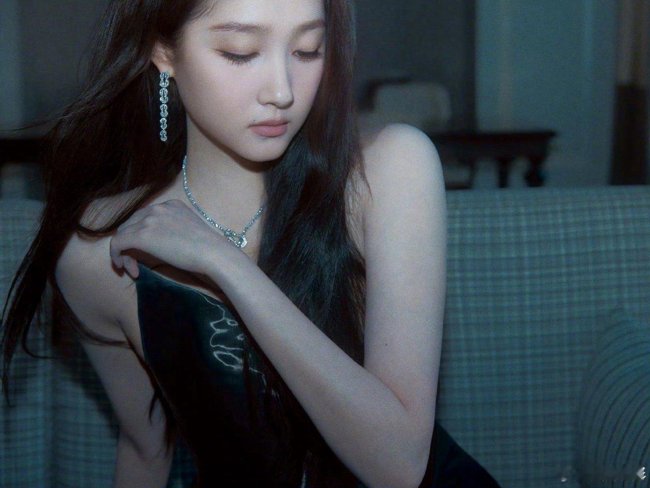 关晓彤[超话]    gxt 关晓彤庄筱婷  gxt 