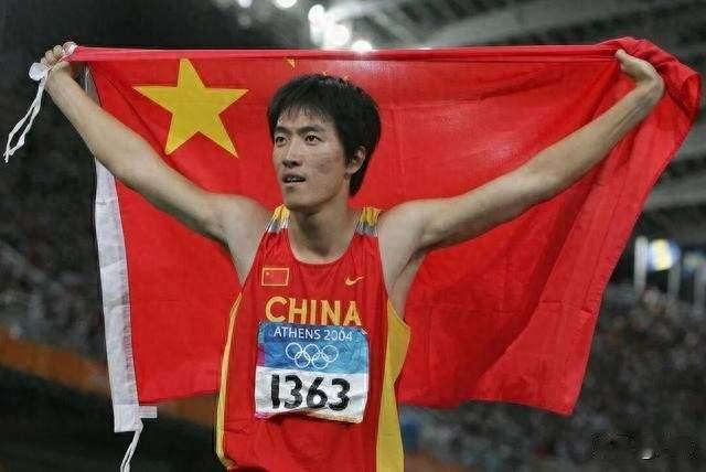 曹可凡发文揭开刘翔人品，孙海平早有预言，全网泪目