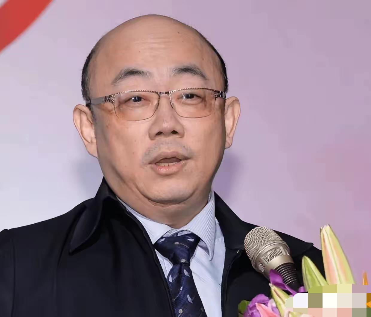 矢板明夫不满郭正亮骂他是汉奸，通过媒体放话要告郭正亮诽谤，没想到郭正亮在中天新闻