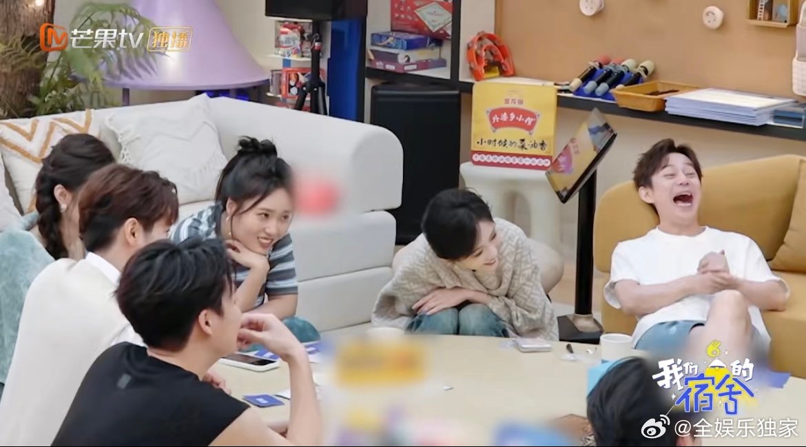 杨迪被宿舍恶评气到红温 “不红温挑战”秒变“气红温现场”！杨迪本以为能轻松应对，