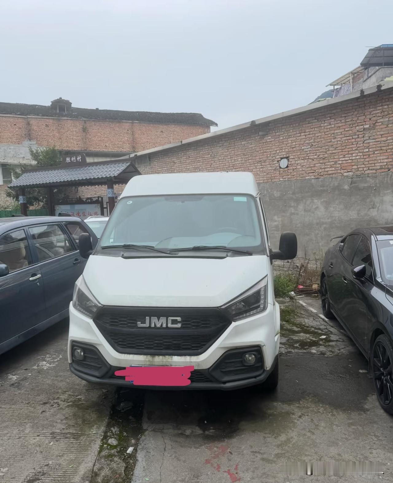 村里很多人开始卖车、弃车！原因真的太现实了
 
最近我们村里，好多人都在卖车、处