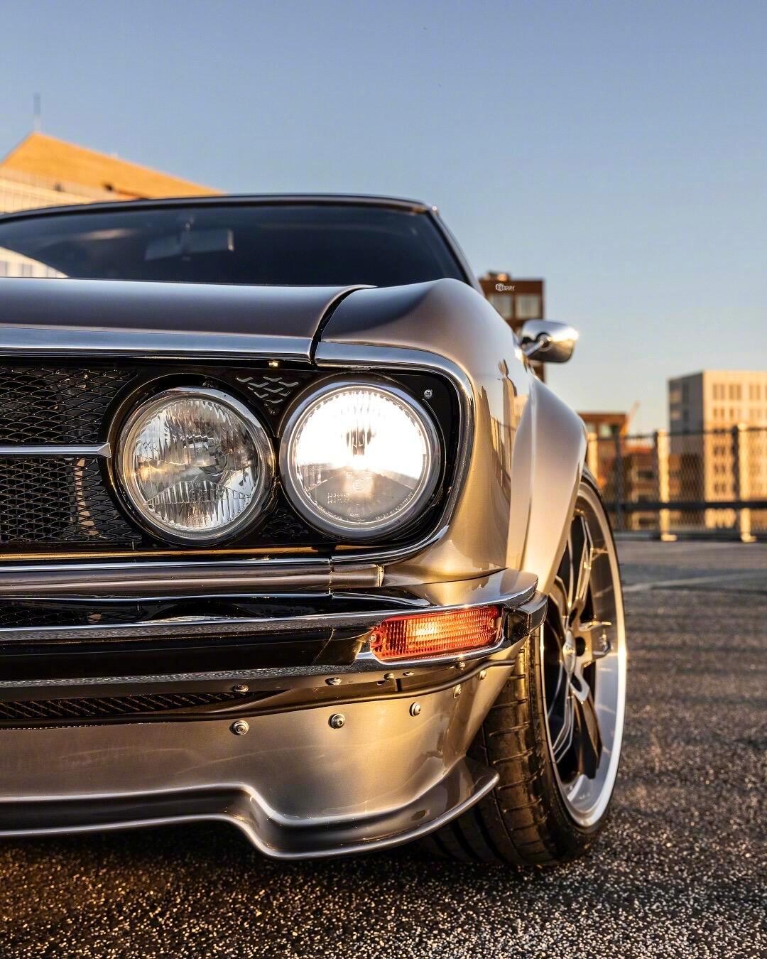 奥迪100 Coupe S｜70年代德系颜值天花板谁能拒绝一台1972年的奥迪1