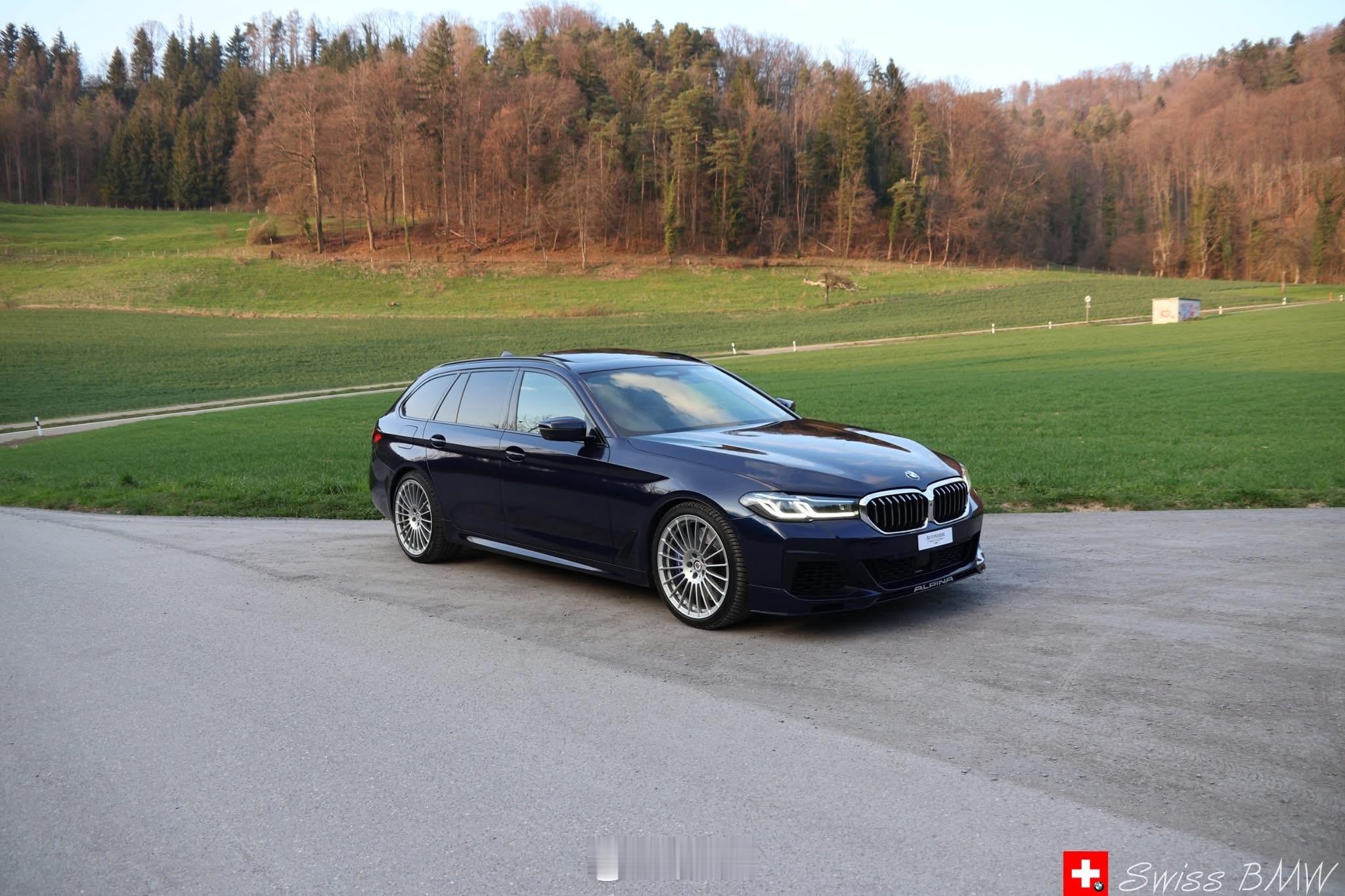 Alpina D5S 3涡轮六缸柴油，408匹800牛米，估计可靠性好不到哪去。