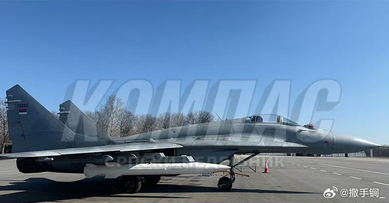 塞尔维亚 CM-400AKG 超音速空地导弹新图：此型导弹上次曝光后，克罗地亚、