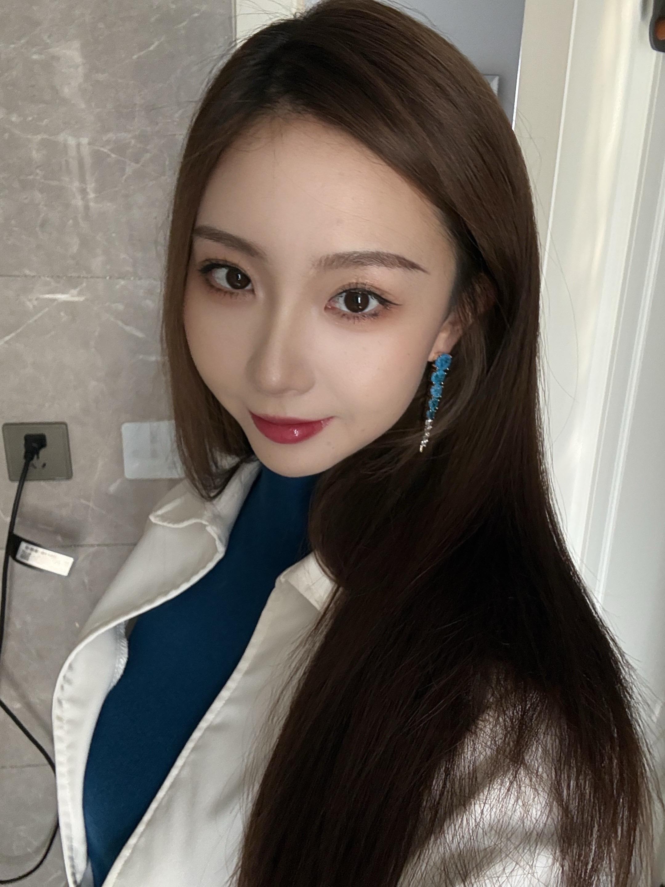 今日份美妆穿搭