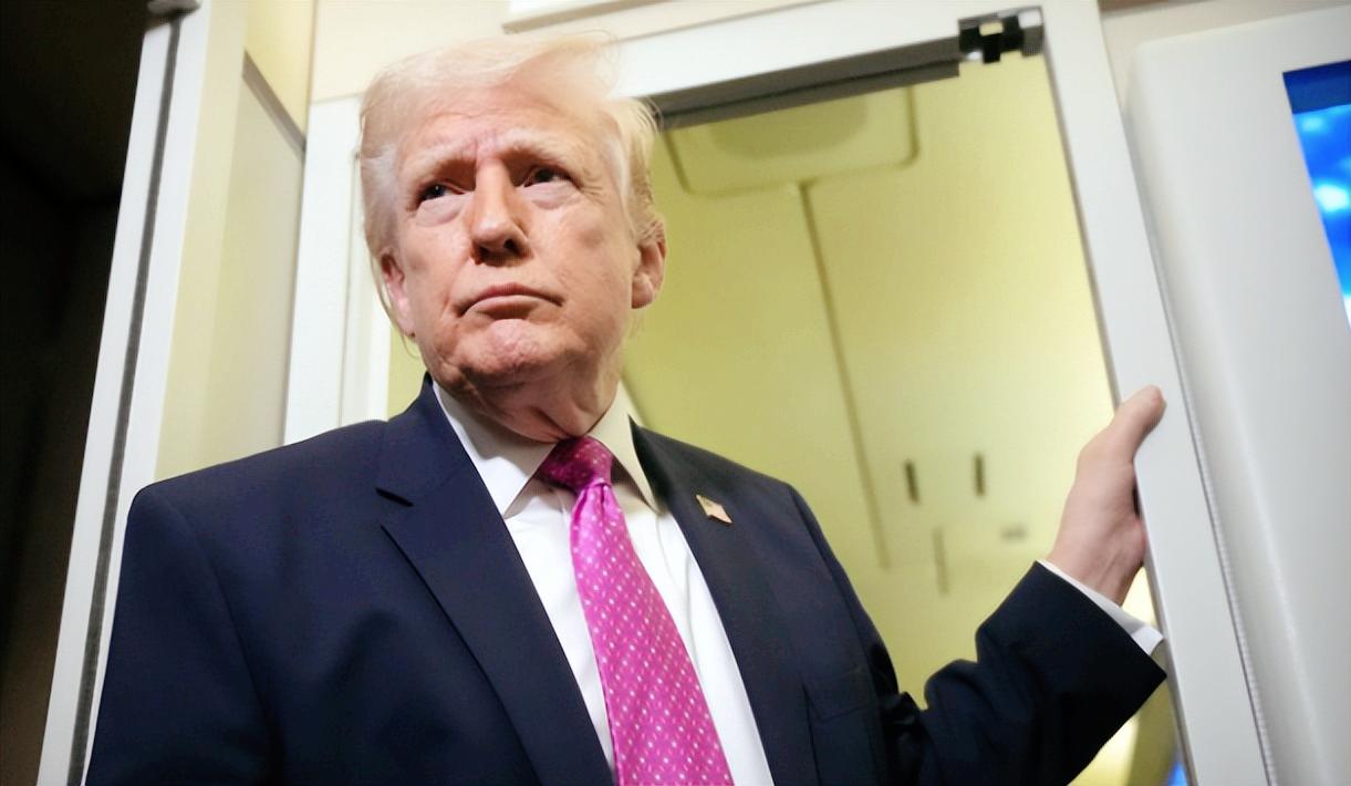 跨大西洋盟友关系突然上演“翻脸名场面”，特朗普直接在社交平台开炮，公开指责法国“