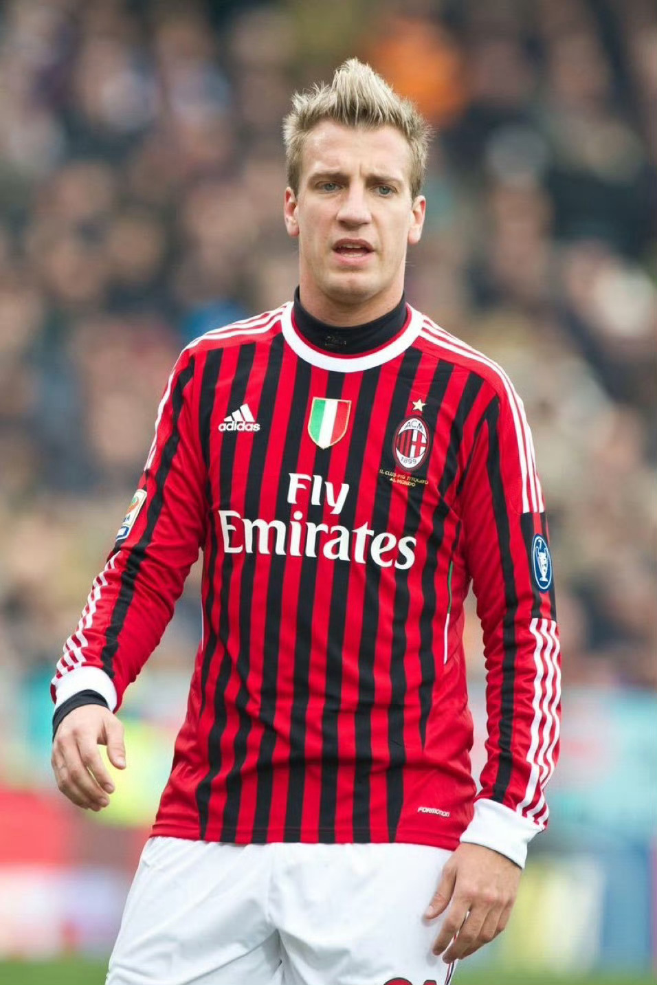 【祝福】  🔴⚫️ 马克西·洛佩斯🇦🇷生日快乐。🎂sempremilan