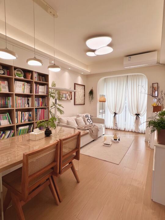 好赞～这窗帘300也太值了～温馨又有氛围感