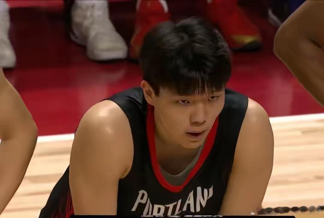 开拓者不敌马刺，这场失利让开拓者确定无缘NBA杯淘汰赛，每人至少5.3万美元的奖