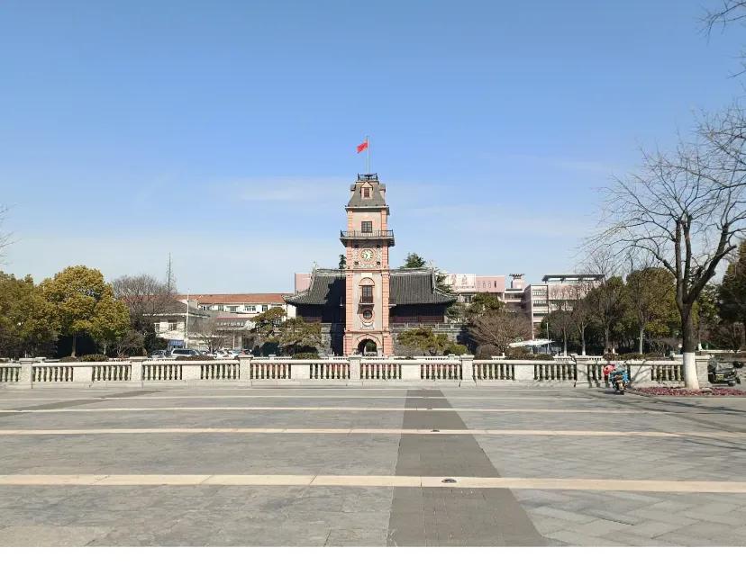 什么时候本子软件能有肥男tag啊
封面美女美男，点进去看几页突然冒出一个肥男真的