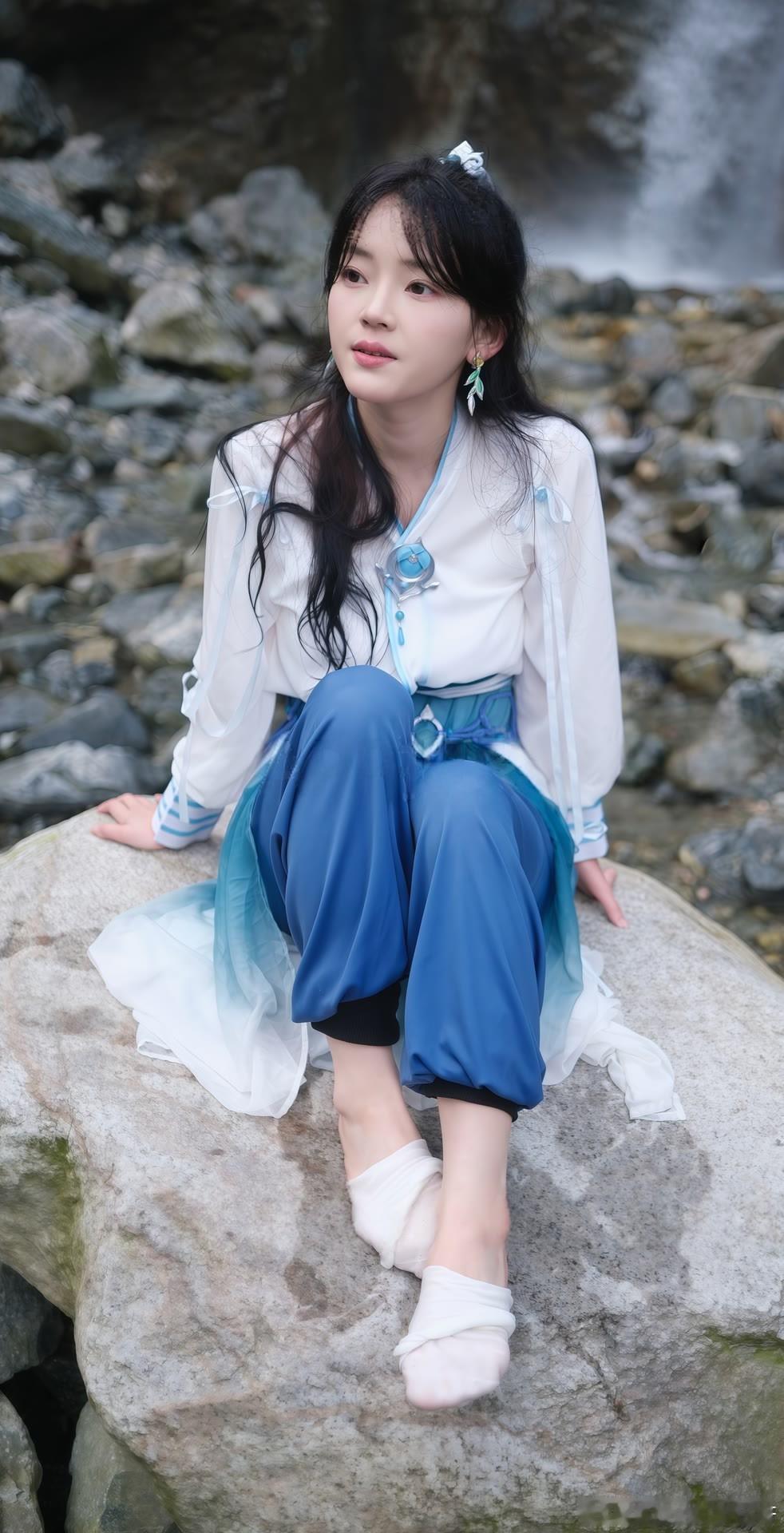 青云宗圣女~练气期99999层，可否一战？ 