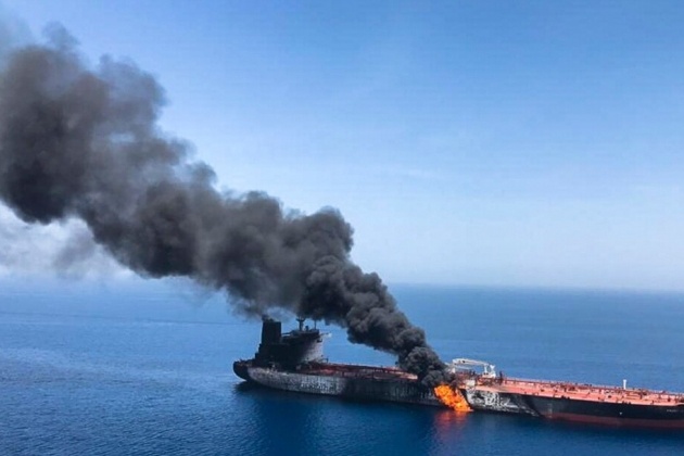 幂谈天下烽火问鼎计划美伊以冲突 美军战机在阿曼湾击伤伊朗油轮“哈斯纳”号美国中央