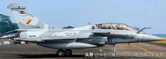 分享一组东南亚“千岛之国”印度尼西亚空军的部分精锐战机的精彩靓图。印度尼西亚空军
