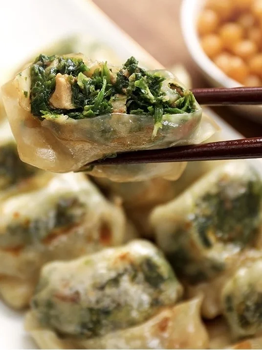 不用蘸料也好吃的素饺子，真的吃的心服口服