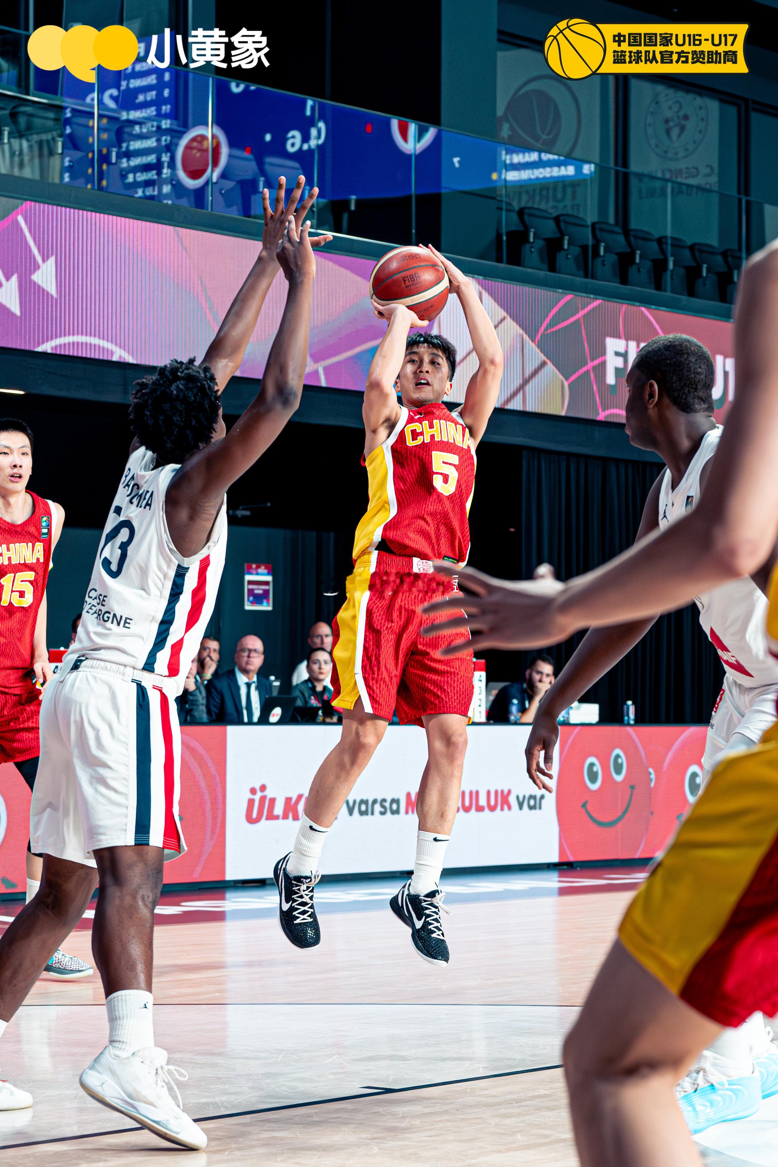 今晚唯一的好消息，U17国青队在9-16名首场排位赛中84:63大胜委内瑞拉21